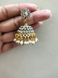 Awesome Quality Stone and pearl Jhumka's