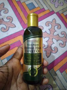 Patanjali Kesh Kanti Hair Oil.