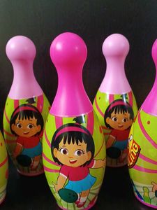 Dora the Explorer Bowling Set