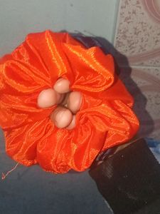 Scrunchies ..Neww ..Unused