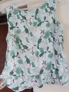 Tropical Print Sleeveless Top