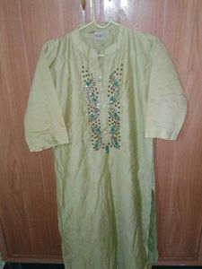 Embroidered Green Kurta