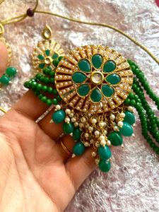 Kundan Choker Set