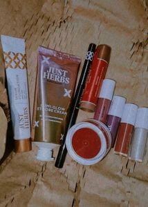 Just Herbs Lipsticks combo