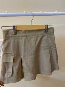 Y2K cargo denim skirt