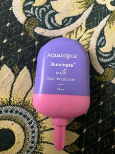 Aqualogica Illuminati Plus Milk Fluid Moisturizer
