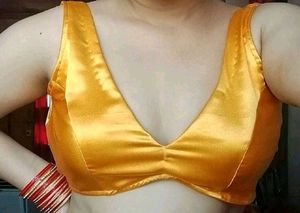 v-neck backless (padded)