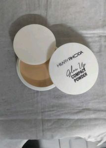 Hilary Rhoda Glow Up Compact Powder