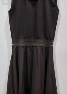 Black Sleeveless Dress