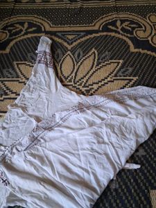 Embroidered White Ethnic Kurta