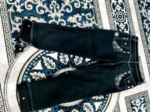 Women Stylish Capri 💖🫠