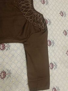 Chic Brown Kurta with Elegant Embroidery