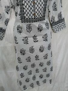 New White Kurti