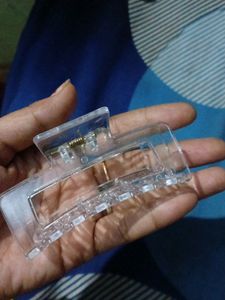 6 Big Transparent Claws