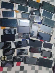 All Mix Combo Of Antique Phones 33