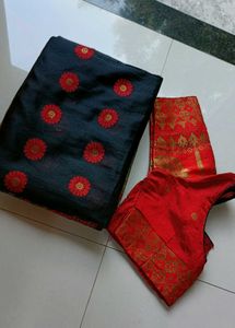 Black Saree🎀