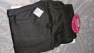 Black Capri