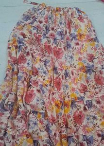 A Floral Tiered Long Skirt