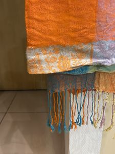 mutlicolour stole
