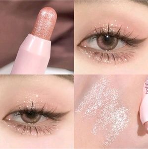 Bobeini Glitter Eyeshadow Pen