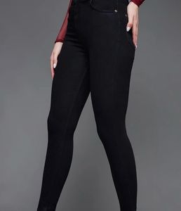 Black Skinny High-Rise Jeans | Size 30 |