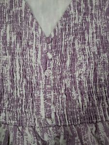 Patterned V-Neck Ripped stylish top