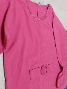 💗 Stylish Pink Top + Dark Blue Jeans