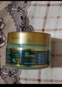 Alovera Gel With Face Razor And Bb Cream