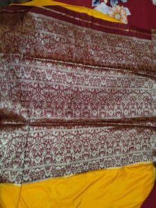 I Am Selling Never Wear Banarsi Saree With Blouse