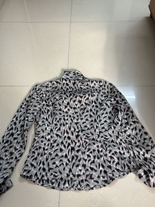 Olivia Lauren Printed Shirted