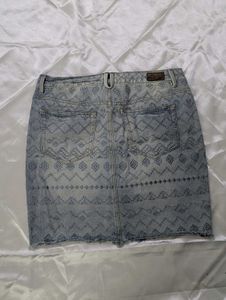 Demin Miniskirt With Embroidery Pattern