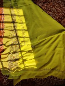 Trending Yellow Beeds Border Design Saree