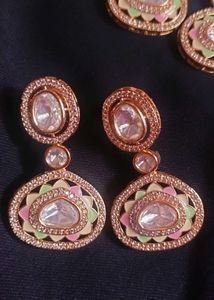 Stunning Kundan Jewelry Set