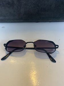 Grab These Trendy Glasses Now