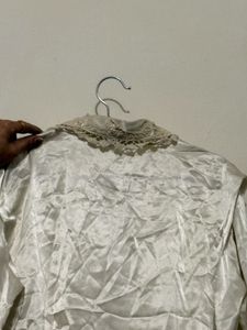 Elegant White Blouse/shirt