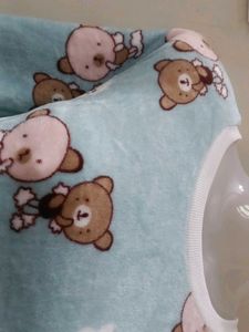 NEW WITHOUT TAG🌟😍... VELVET FINISH SWEATSHIRT 💝