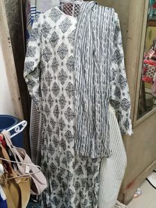 Kurta Set With Dupatta