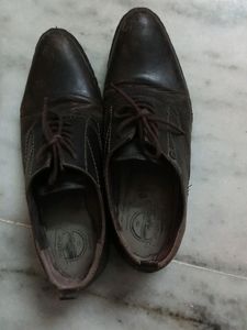 100% Leather Shoes