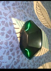 Gaming Earbuds!!! Month old!3!!Best gamin