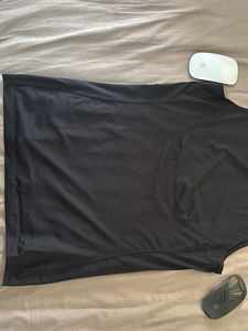 Rarely Used Men Light Weight Tank Top (Nike