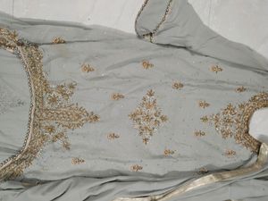 Georgette Gray Colour Heavy Shut