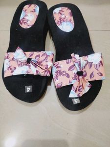 Floral Bow Slide Sandals Never Used