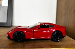 Ferrari F12 Berlinetta 1:43 Car Model