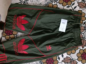 Trackpant