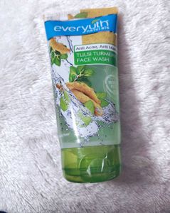 Everyuth Naturals Anti Acne, Marks Tulsi T