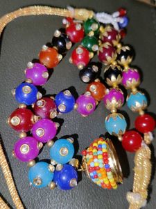 Colorful Beaded Necklace &amp; Pouch 👝+ 🆓 Gift