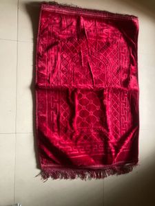 Red Velvet Pooja Aasan
