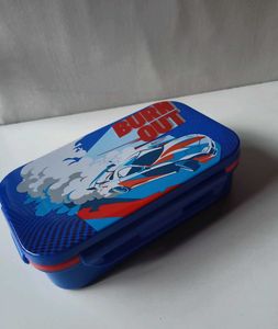 Rishabh Crunch Lunchbox - Small DLX