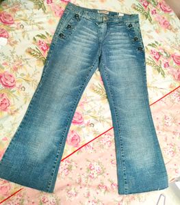 Stylish Bootcut Jeans 💙✨
