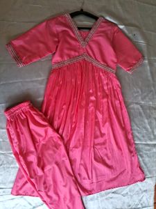 Aaliyacut Dress